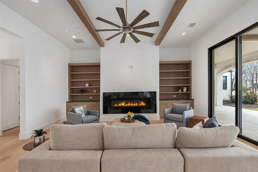 Furnished interior view inside a new home in , Malakoff (Image 10).