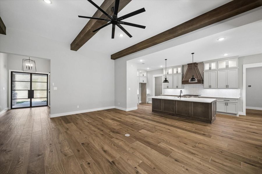 Spacious, unfurnished interior of a new home in , Huntsville (Image 38).