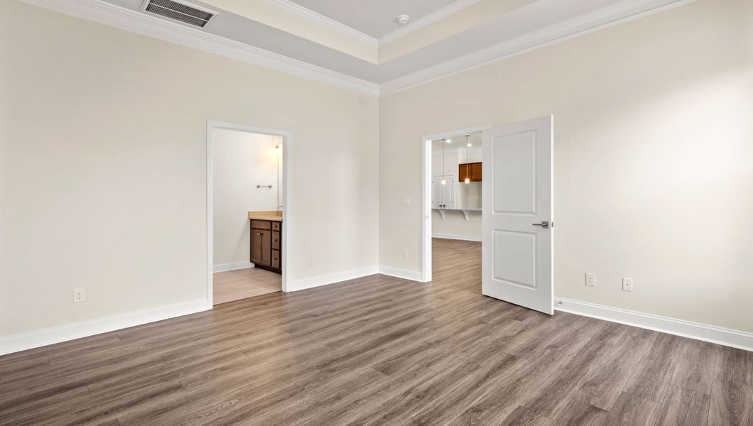 Spacious, unfurnished interior of a new home in Williams Ridge, Woodruff (Image 25).