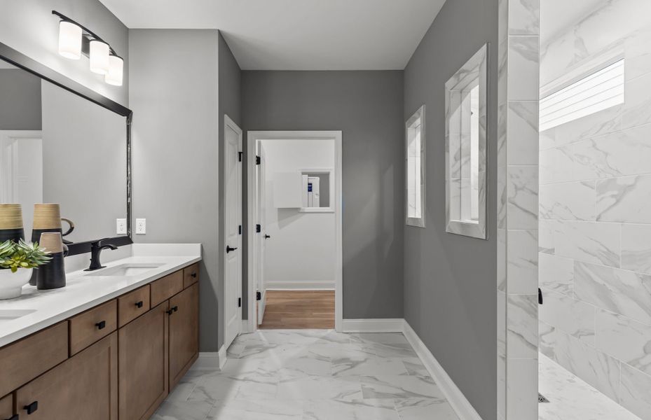 Owners Suite Bath with large walk in closet