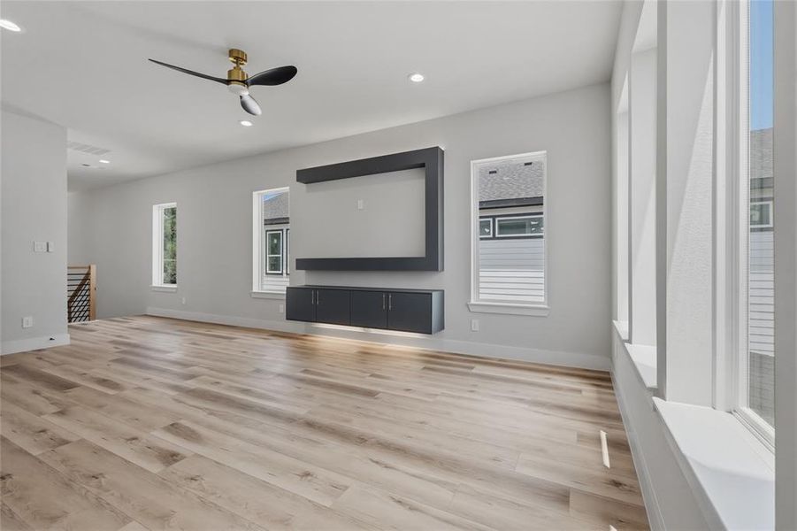 Spacious, unfurnished interior of a new home in , Dallas (Image 21). Spacious, unfurnished interior of a new home in , Dallas (Image 21).