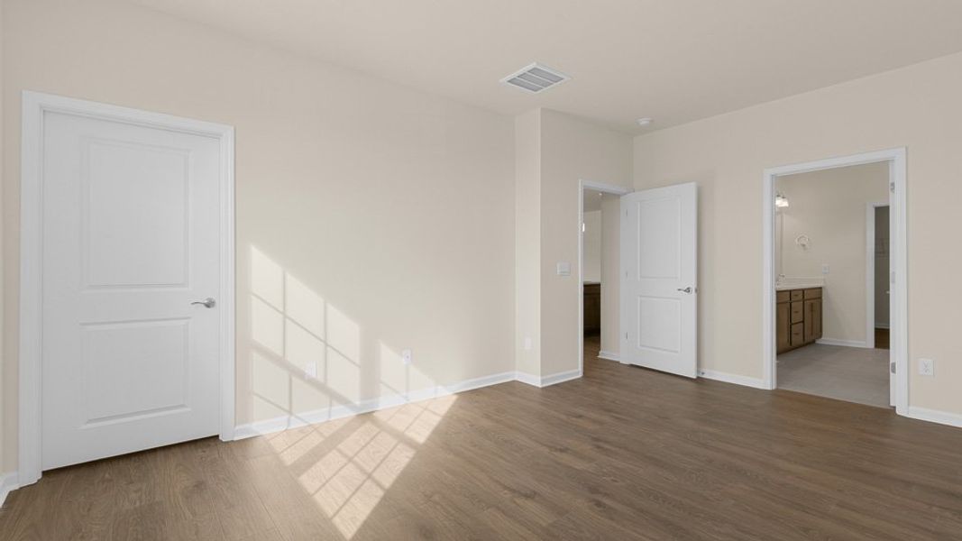 Spacious, unfurnished interior of a new home in The Villas at Collinswood, Aberdeen (Image 20).