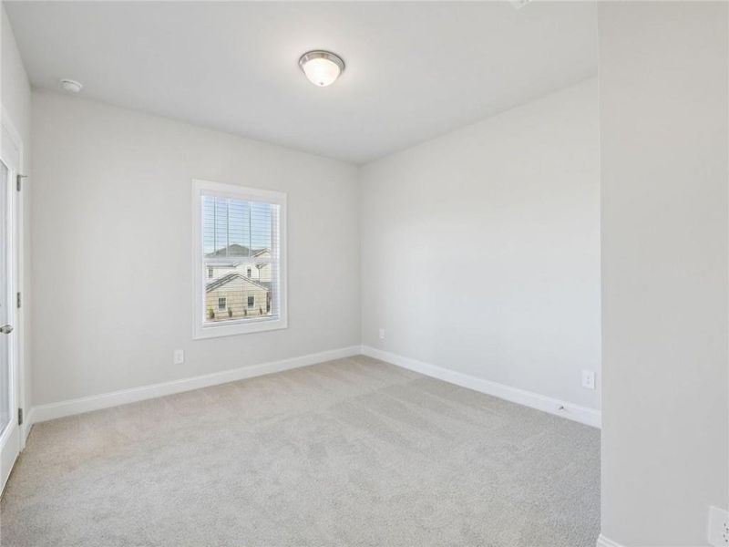 Spacious, unfurnished interior of a new home in River Pointe, Monroe (Image 20).
