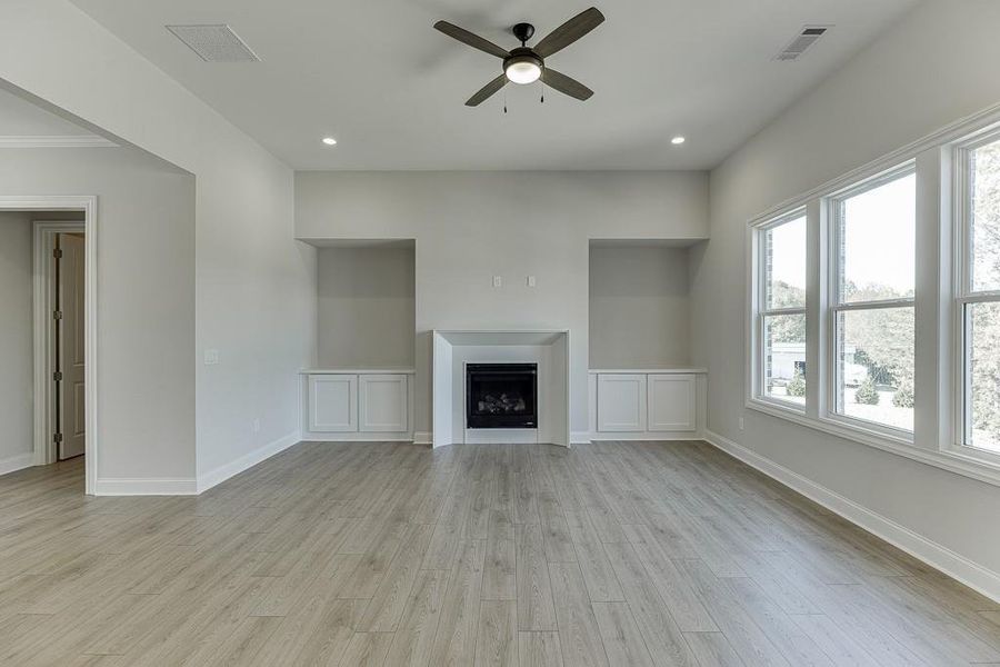 Spacious, unfurnished interior of a new home in , Buford (Image 35).