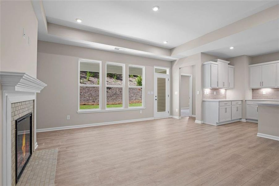 Spacious, unfurnished interior of a new home in Easton Park, Dallas (Image 16).