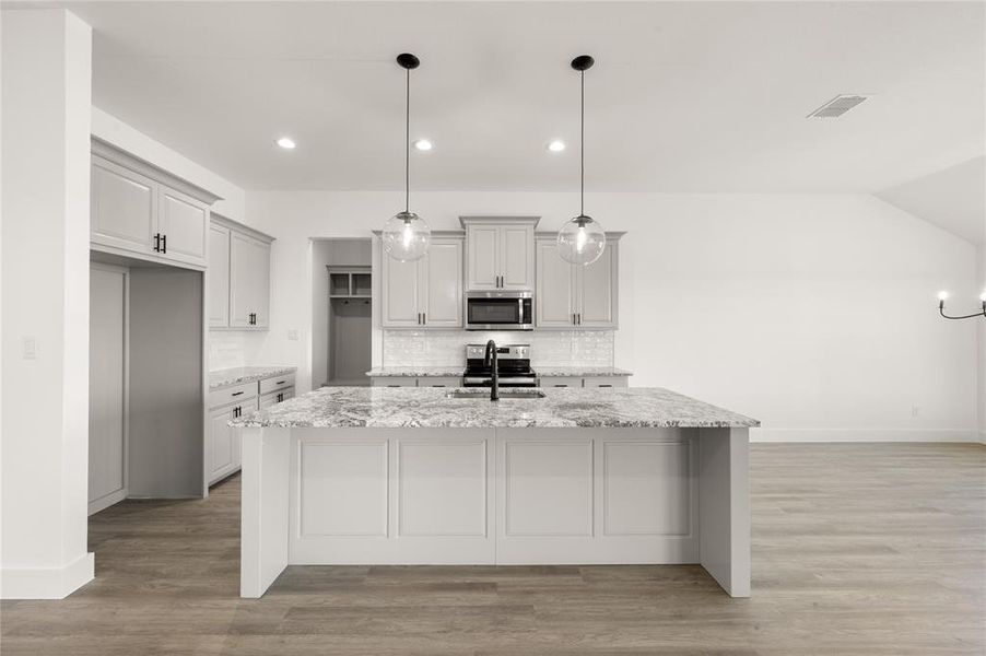 701 Shadle- Kitchen (2 of 5)