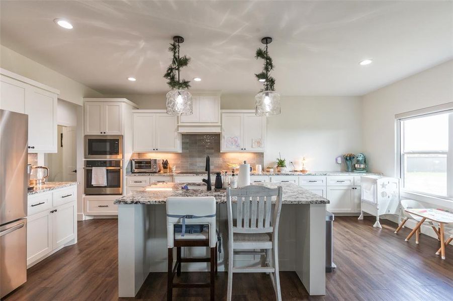 Furnished interior view inside a new home in , Tuscola (Image 15).