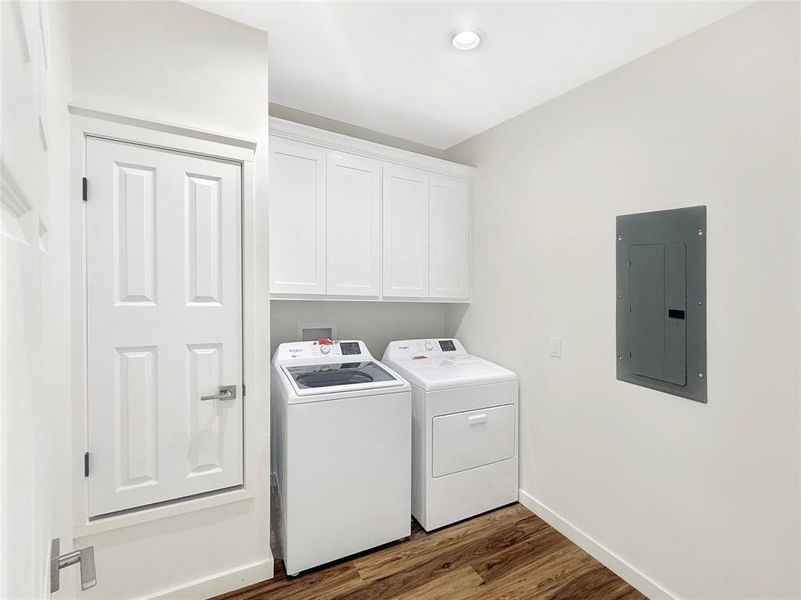 Furnished interior view inside a new home in , Reno (Image 4).