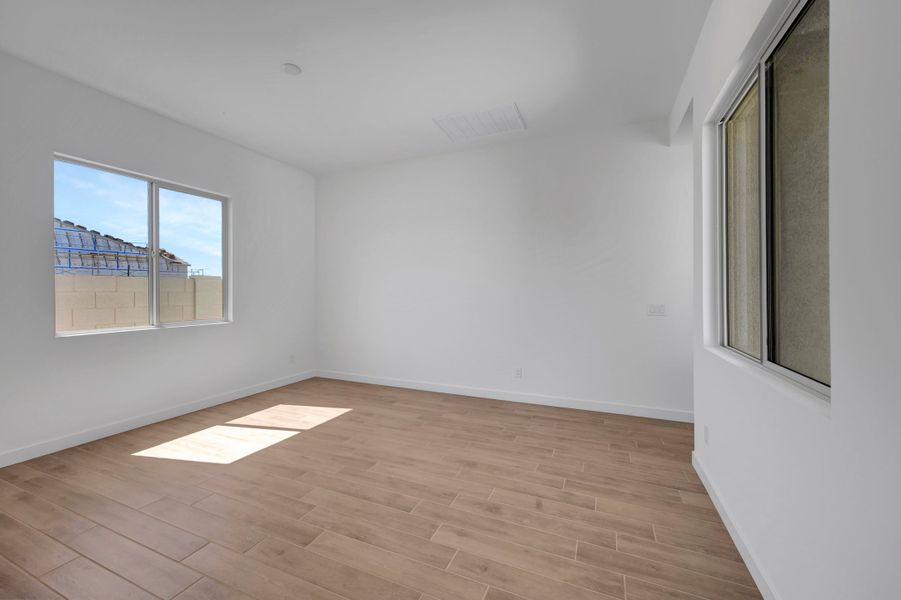 Spacious, unfurnished interior of a new home in Abel Ranch, Goodyear (Image 39).