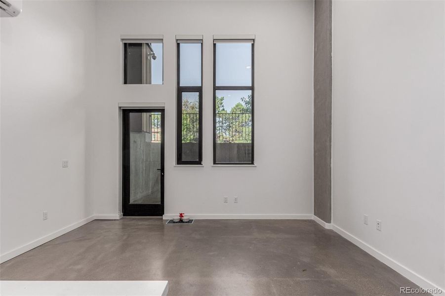 Spacious, unfurnished interior of a new home in , Denver (Image 21).