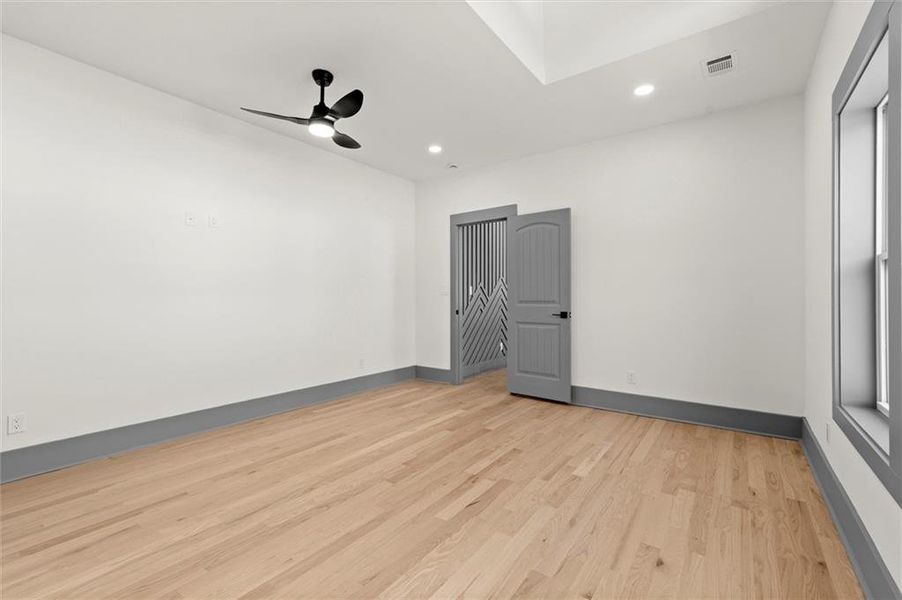 Spacious, unfurnished interior of a new home in , Decatur (Image 45).