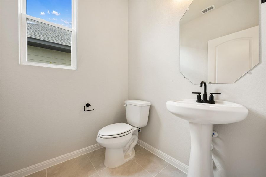 Furnished interior view inside a new home in Patterson Ranch, Georgetown (Image 12).