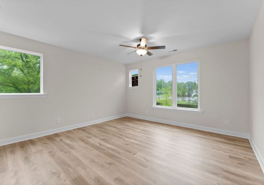 Spacious, unfurnished interior of a new home in Hartford Townhomes, Charlotte (Image 28).