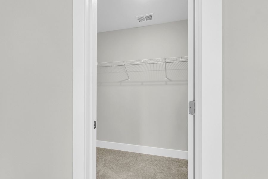 Spacious, unfurnished interior of a new home in Lochton, Summerville (Image 43).