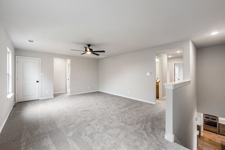 Spacious, unfurnished interior of a new home in Northstar, Haslet (Image 33). Spacious, unfurnished interior of a new home in Northstar, Haslet (Image 33).