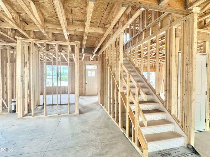 20250928_212337684_iOS