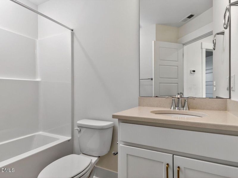 024-1280x960-photo 024-1280x960-photo