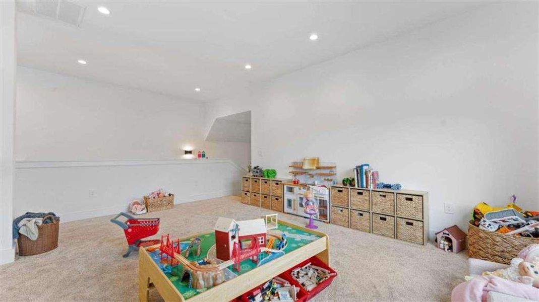 Furnished interior view inside a new home in , Taylorsville (Image 33).