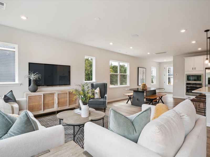 Representative furnished interior of a home built from the Stuart by Tri Pointe Homes in Millstone, Cramerton (Image 13). Representative furnished interior of a home built from the Stuart by Tri Pointe Homes in Millstone, Cramerton (Image 13).