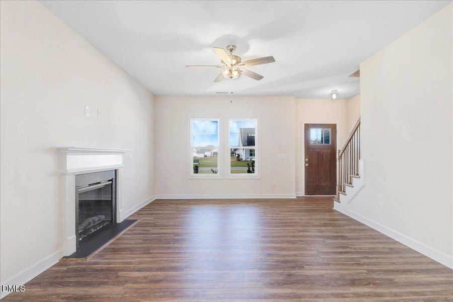 08-110 Hudson Vlg Dr-8