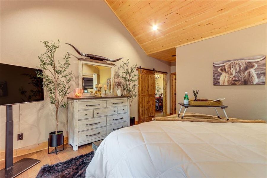 Furnished interior view inside a new home in , Ellijay (Image 14). Furnished interior view inside a new home in , Ellijay (Image 14).