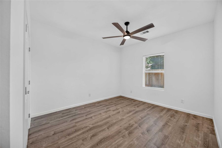 Spacious, unfurnished interior of a new home in , Texas City (Image 24). Spacious, unfurnished interior of a new home in , Texas City (Image 24).