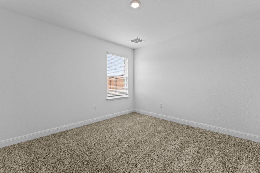 Spacious, unfurnished interior of a new home in Riverview, Georgetown (Image 20).