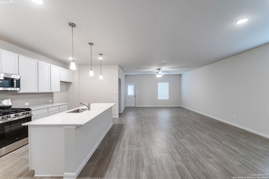 Image 17 of a home in Hunter's Ranch. Image 17 of a home in Hunter's Ranch.