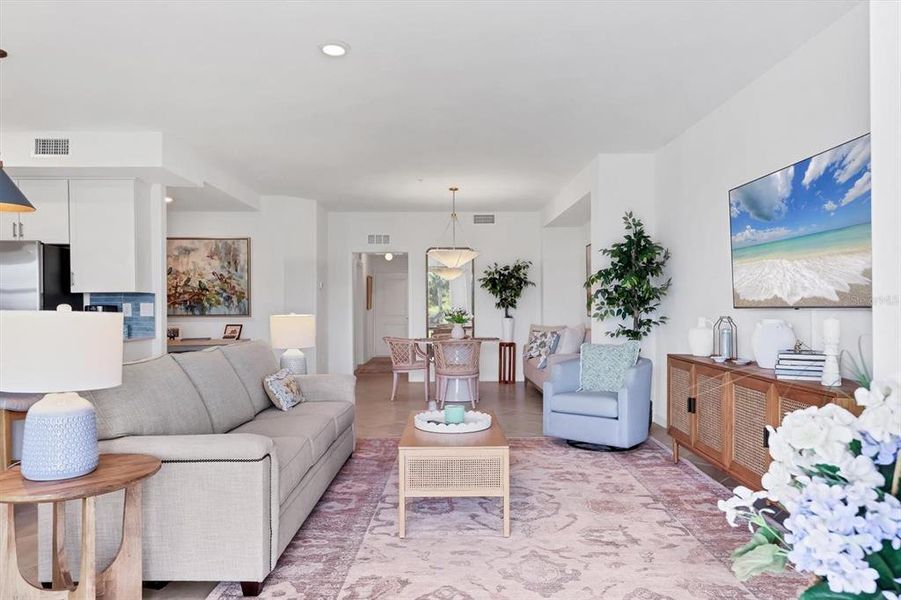 Furnished interior view inside a new home in , Venice (Image 31).