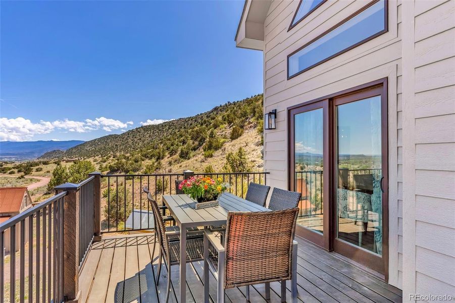 Exterior details and patio area of a home in , Cañon City (Image 27).