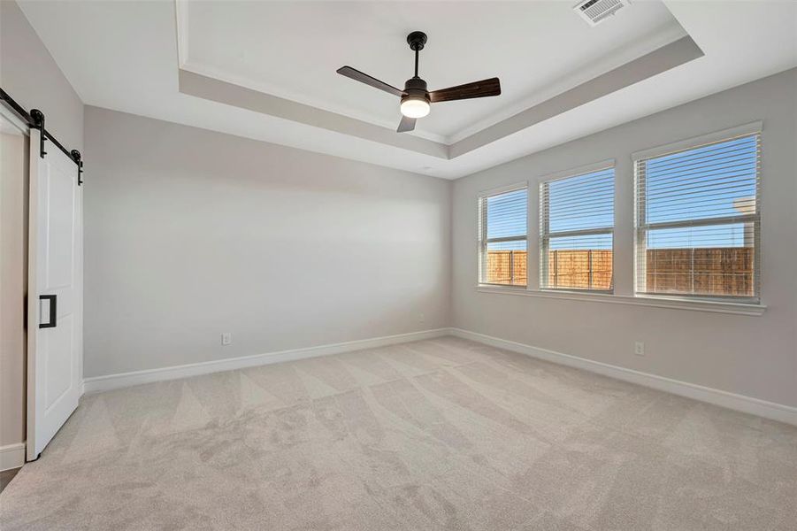 Spacious, unfurnished interior of a new home in Timberbrook, Justin (Image 22).
