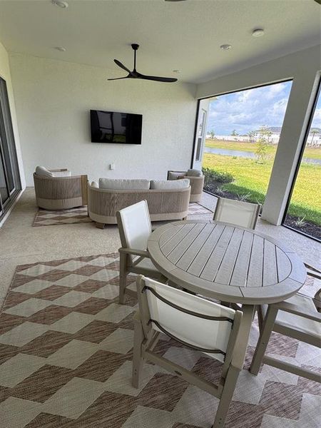 Image 65 of a home in Esplanade at Azario Lakewood Ranch.