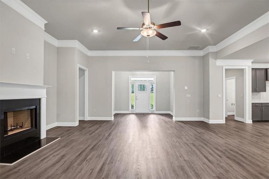 Spacious, unfurnished interior of a new home in Tuscany Hills, Douglasville (Image 34).