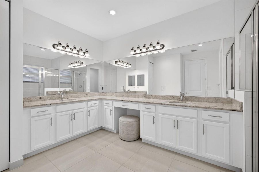 VALENCIA PARC 12408 SW Briny Bay Drive