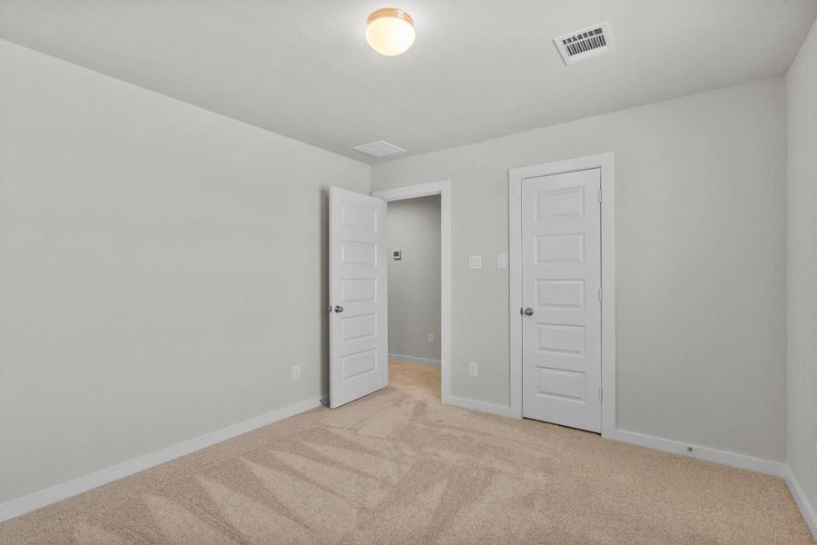 Spacious, unfurnished interior of a new home in Cypresswood Landing, Humble (Image 28).