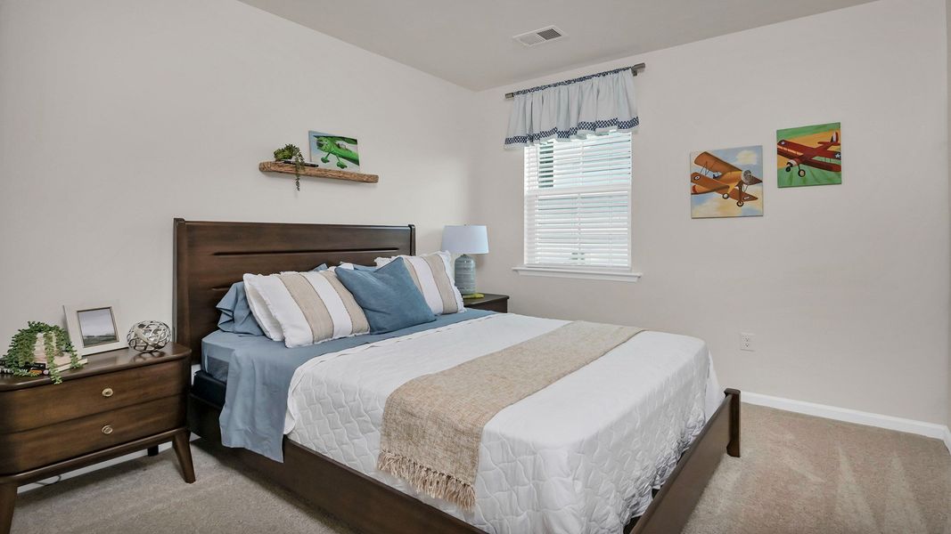 Furnished interior view inside a new home in Grand Oaks, Columbia (Image 20).