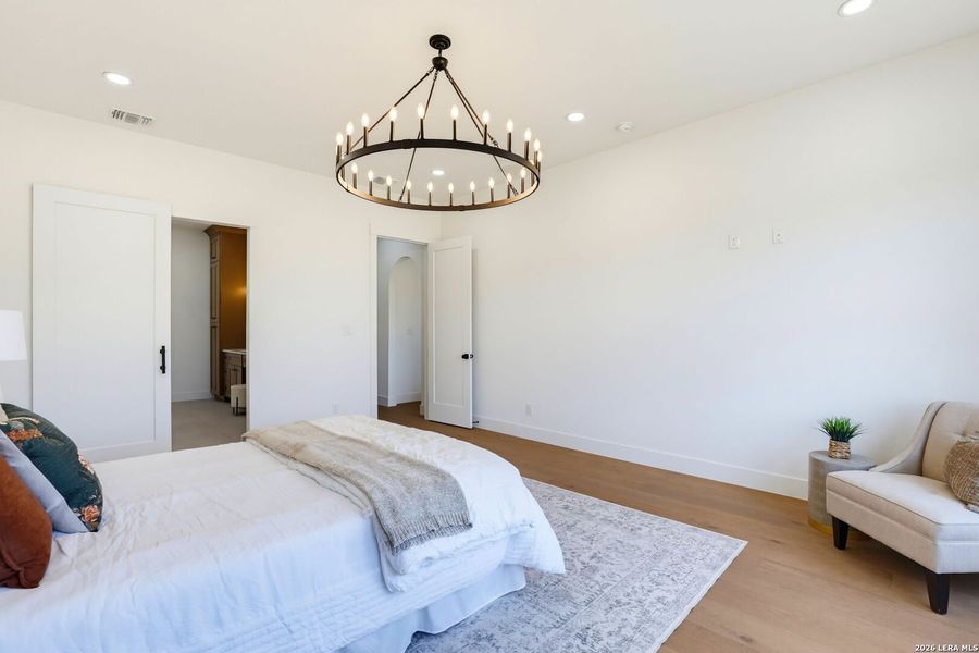Furnished interior view inside a new home in , Bulverde (Image 18).