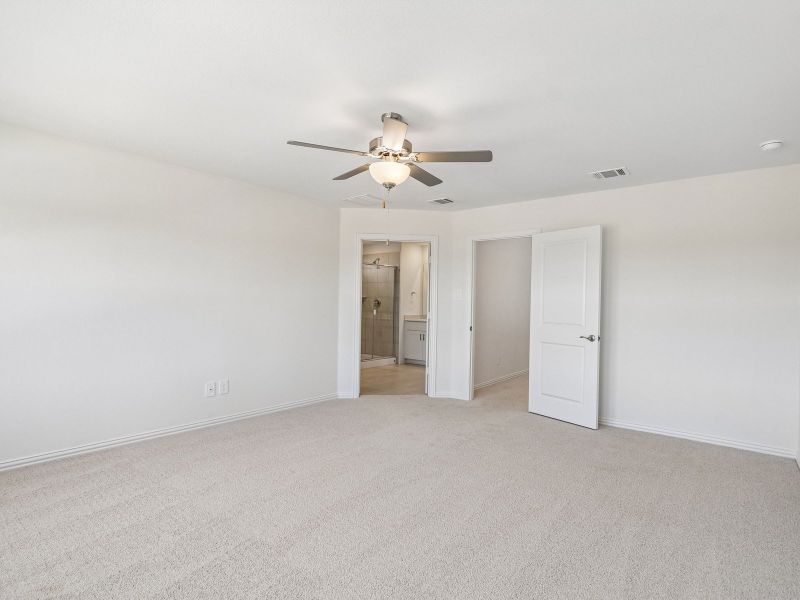 Spacious, unfurnished interior of a new home in Oak Ridge Park, Corinth (Image 14). Spacious, unfurnished interior of a new home in Oak Ridge Park, Corinth (Image 14).