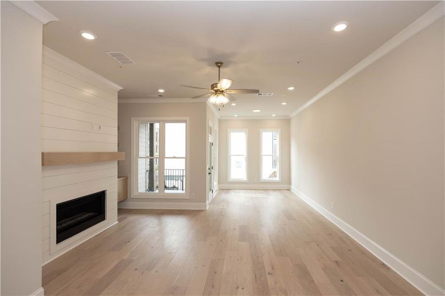 Spacious, unfurnished interior of a new home in Townes 333, Peachtree Corners (Image 39).