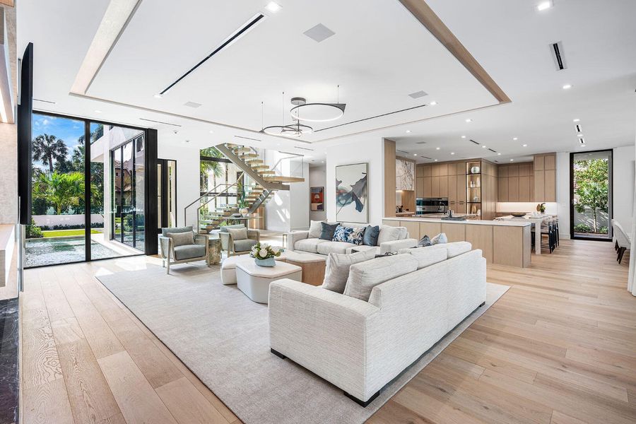 481_Thatch_Palm_Drive_11