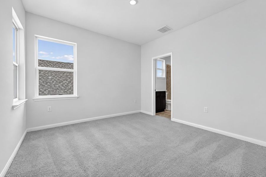 Spacious, unfurnished interior of a new home in Silverleaf, Cedar Creek (Image 28). Spacious, unfurnished interior of a new home in Silverleaf, Cedar Creek (Image 28).