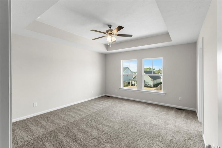 Spacious, unfurnished interior of a new home in Windsor, North Augusta (Image 13).