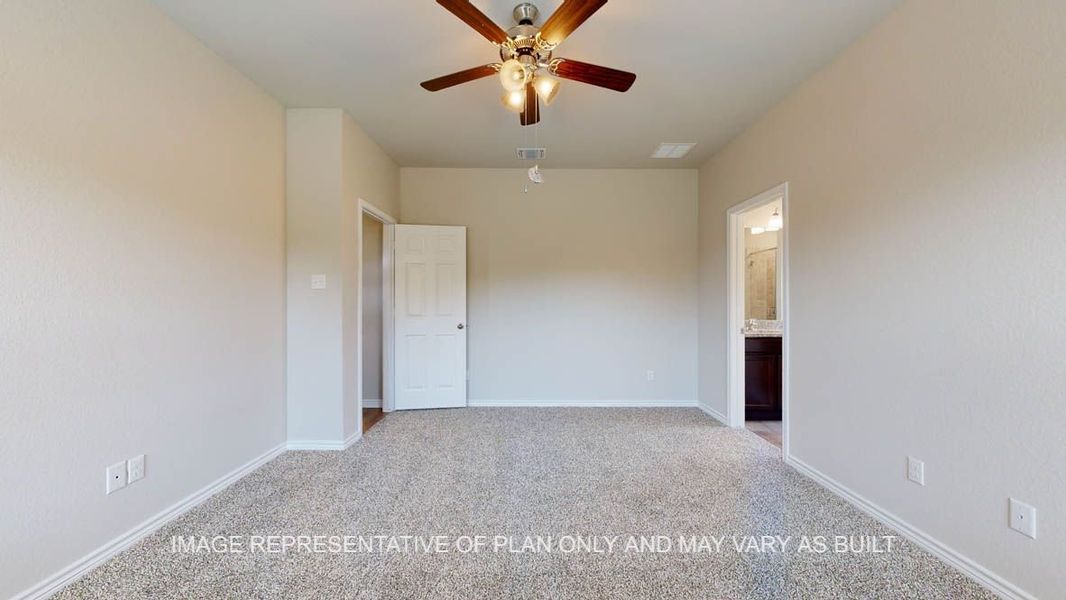Spacious, unfurnished interior of a new home in Three Creeks - Colt Creek, Belton (Image 13).
