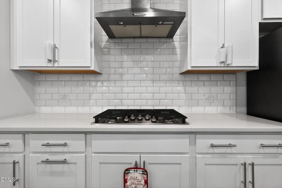 15_920_Jasper_Mine_Trl-Kitchen-_130