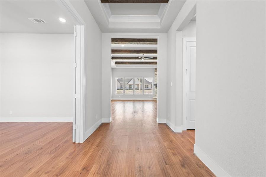Spacious, unfurnished interior of a new home in King Crossing Estates, Van Alstyne (Image 13). Spacious, unfurnished interior of a new home in King Crossing Estates, Van Alstyne (Image 13).