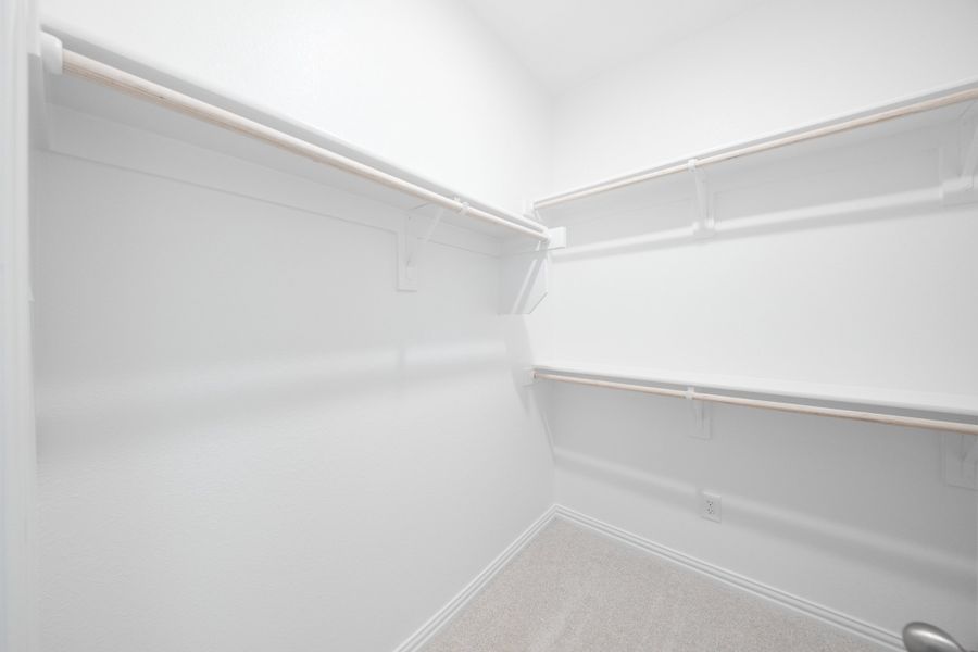 Spacious, unfurnished interior of a new home in Churchill, Anna (Image 12).