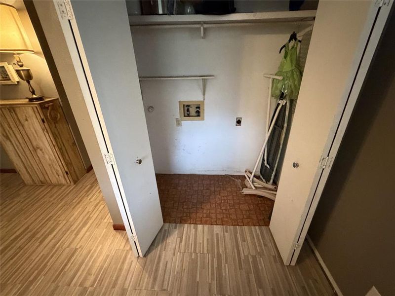 Spacious, unfurnished interior of a new home in , Brownwood (Image 13).