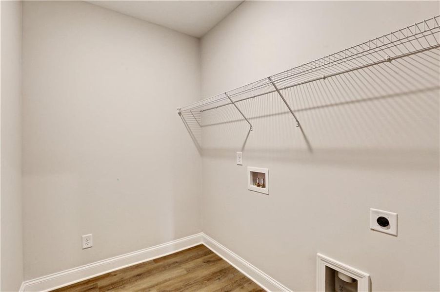 Spacious, unfurnished interior of a new home in , Lawrenceville (Image 33).