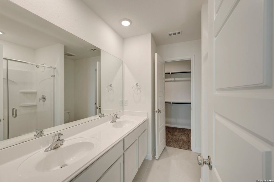 Furnished interior view inside a new home in Greenspoint Heights, Seguin (Image 5).