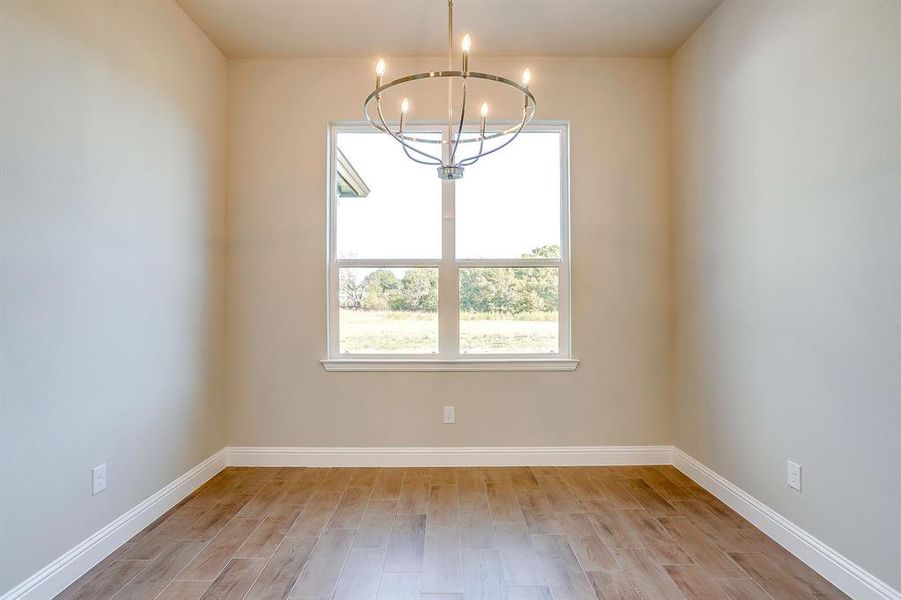 Spacious, unfurnished interior of a new home in , Weatherford (Image 31).